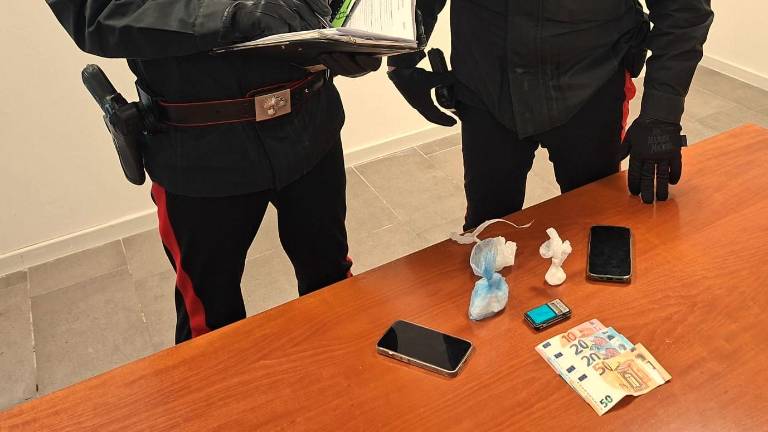 Cesena. Cocaina nascosta in auto e altri 70 grammi a casa: arrestata una coppia di Faenza