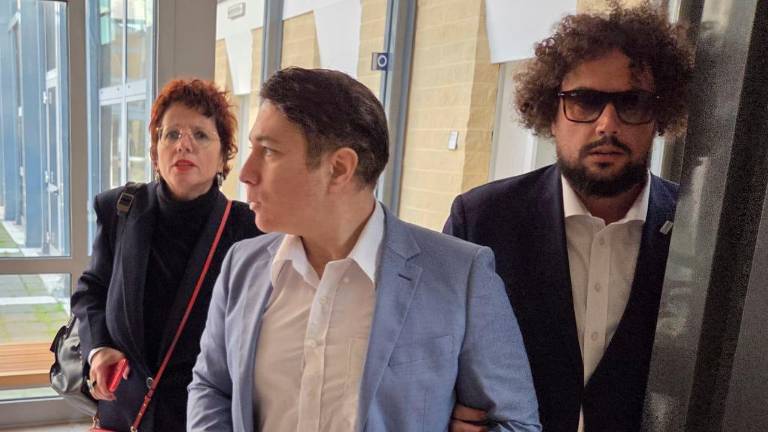 Loris Bianchi accompagnato dall’avvocato Nunzia Barzan e dal consulente Davide Barzan (Migliorini)