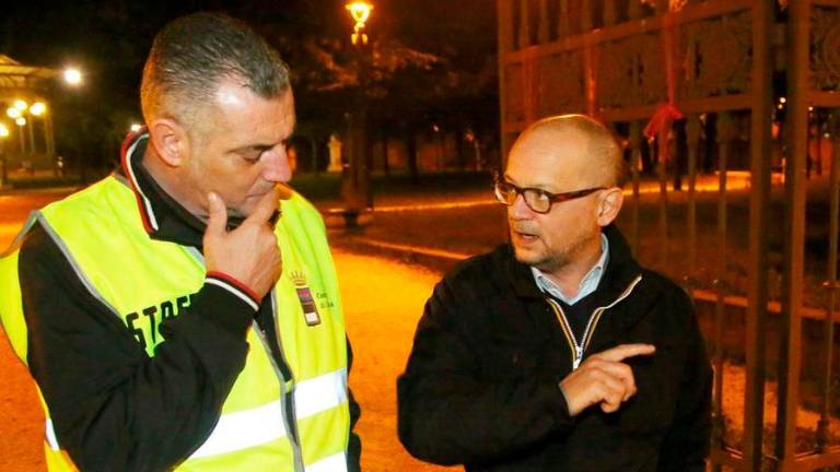 L’assessore Luca Ferrini con uno street tutor