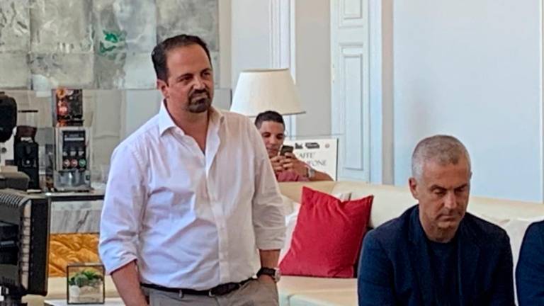 Stefano Petracca, numero uno di Responsible, con il sindaco Jamil Sadegholvaad