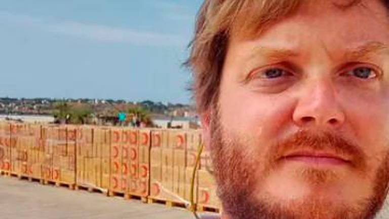 Il ravennate della Flotilla: «Rifarei tutto. Gli aiuti umanitari c’erano, il mio selfie lo dimostra»