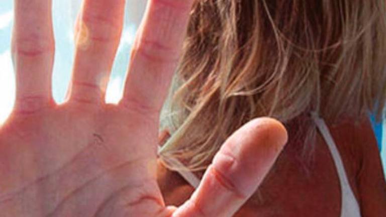 Rimini. “Se non mi fate vedere mio figlio lo rapisco” e minaccia di dare fuoco alla casa dell’ex compagna