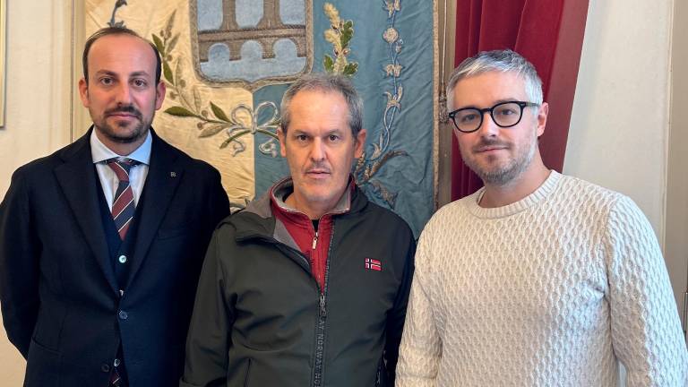 Da sinistra il sindaco Nicola Dellapasqua, Massimiliano Evangelisti e l’assessore Alessio Tomei