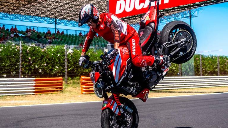 Acrobazie in Ducati