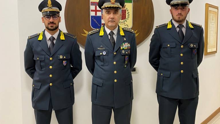 Rimini, Guardia di Finanza: due nuovi giovani ispettori di 23 e 24 anni