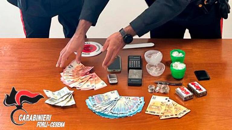 Condanna ad un anno per il delivery della droga a Cesena