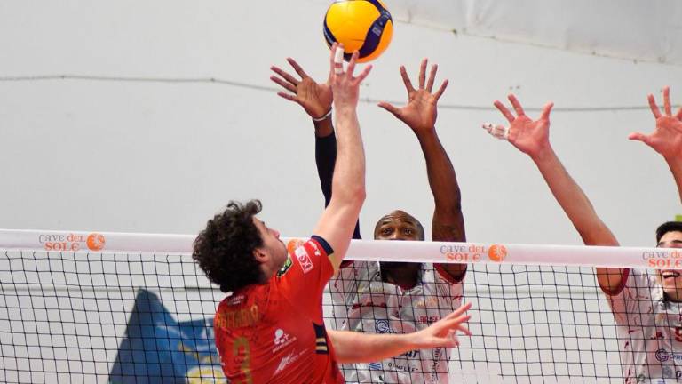 Un attacco di Mattia Gottardo contro il muro a due di Lagonegro