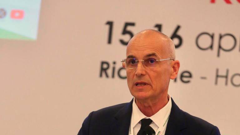 In Romagna le donne guadagnano quasi 10mila euro in meno degli uomini