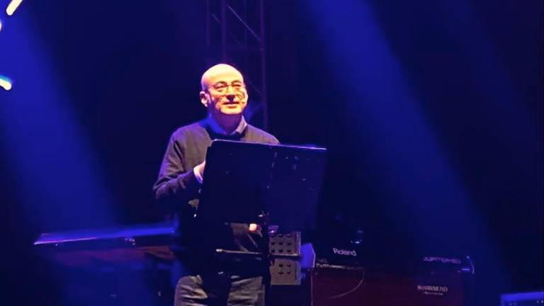 Cesena. Oltre 2.500 soci e ospiti per la festa di RomagnaBanca con Cazzullo e I Nomadi