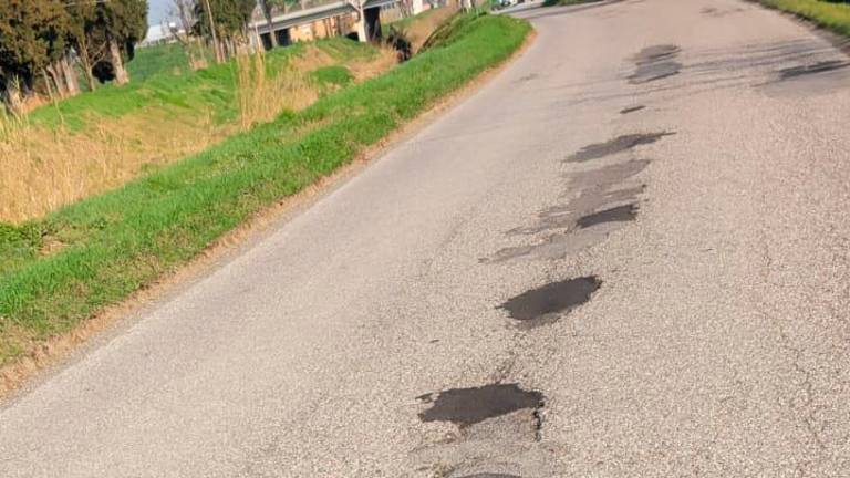 Alcuni dei tratti di strada ammalorati