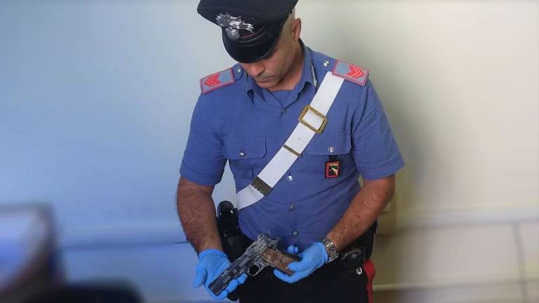 Imola. Catturato il rapinatore seriale che rubava le auto puntando la pistola in faccia alle vittime