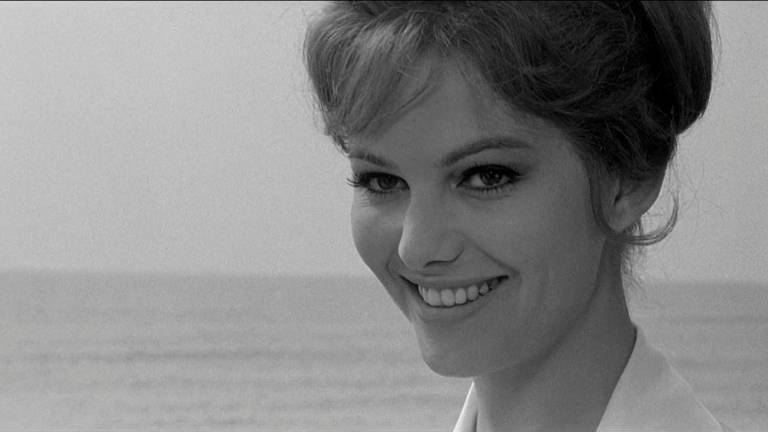 Addio a Claudia Cardinale: “La donna angelo di Fellini”