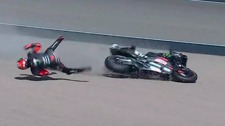 MotoGp, Aprilia annuncia: “Bezzecchi operato con successo dal professor Porcellini”. Ecco quando potrebbe rientrare