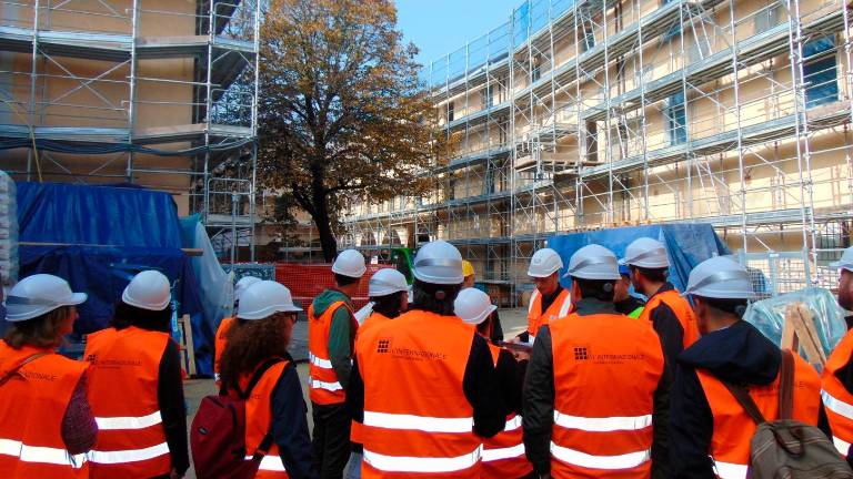 Cesena, Palazzo Roverella, smontaggio del ponteggio, come cambia la viabilità lunedì 6 ottobre