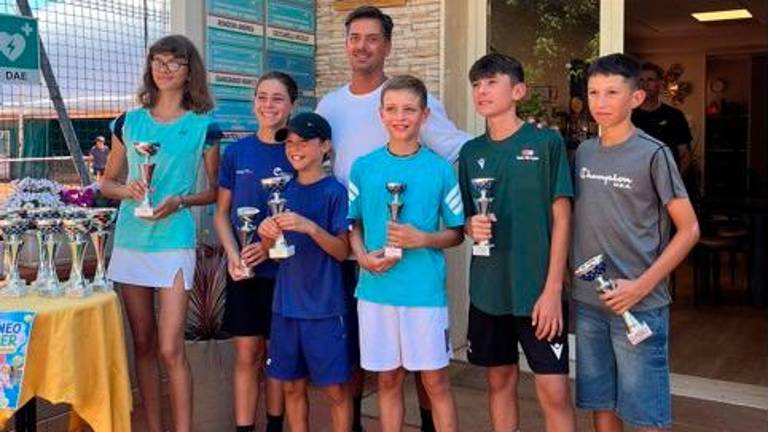 La premiazione dei tornei Under 10 maschile, 12 maschile e femminile al Ct Cesena