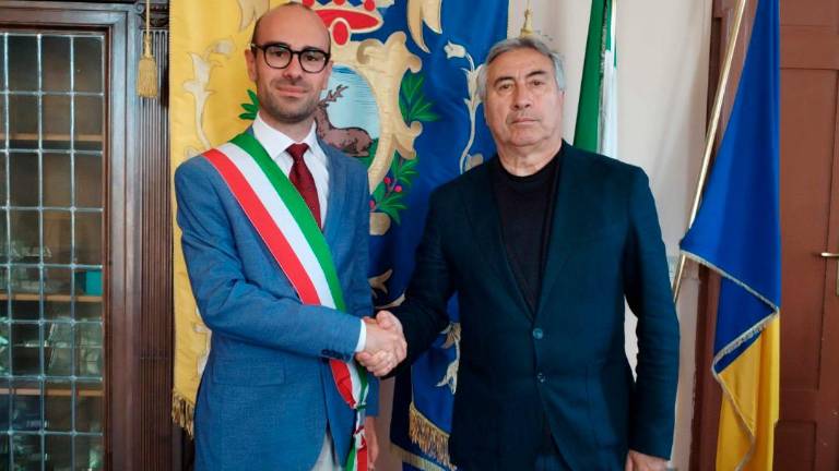 Il passaggio di consegne tra il Commissario Straordinario Michele Formiglio e il nuovo sindaco di Cervia Mirko Boschetti