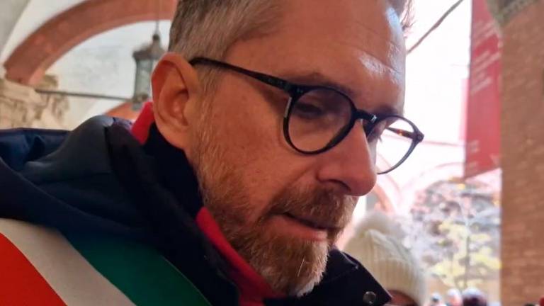 La ragazza di Cervia investita in bici e uccisa. Il sindaco di Bologna: “Ora i sensori sui camion”