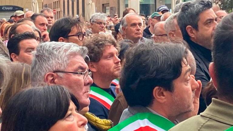 Cesena, auto scagliata follemente contro i passanti a Modena: il presidente del Consiglio Rossini alla manifestazione