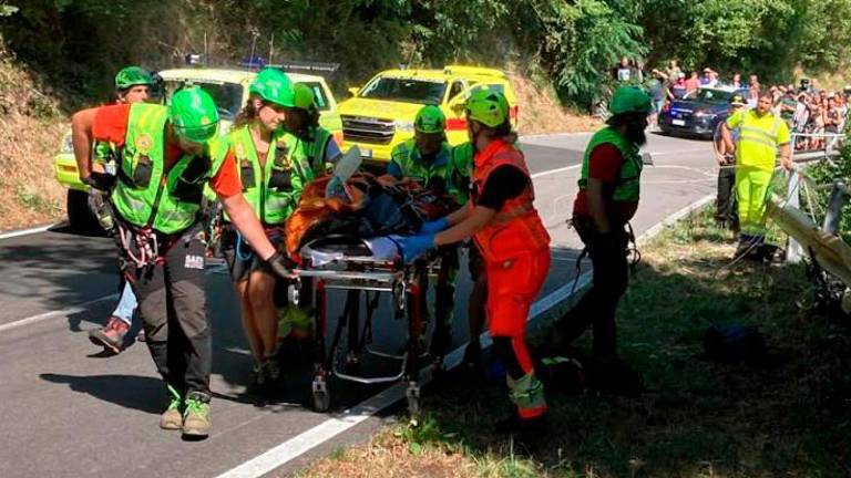 I soccorsi al giovane motociclista