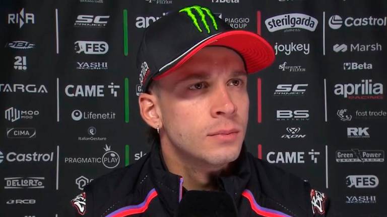 Bezzecchi penalizzato per aver causato la caduta di Marquez a Mandalika: doppio long lap penalty nel Gp d’Australia di domenica