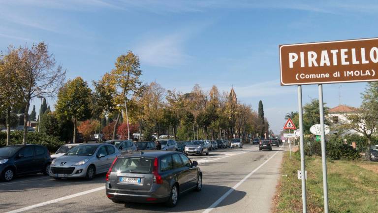 Un tratto della via Emilia dove sono in vigore i 50 chilometri orari
