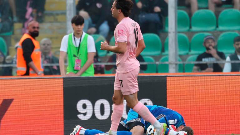 Cesena, che botta: Klinsmann resta ricoverato a Palermo e il suo campionato è finito sabato