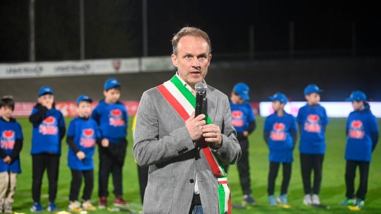 Forlì, in 1.500 per la “Partita del dono” tra Nazionale cantanti e Team Sirotti FOTOGALLERY