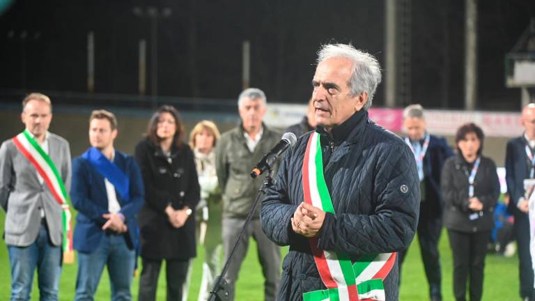 Forlì, in 1.500 per la “Partita del dono” tra Nazionale cantanti e Team Sirotti FOTOGALLERY