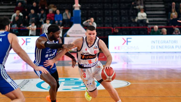 Stefano Bossi crede nelle possibilità dell’Unieuro di salvarsi senza passare dai play-out foto fabio blaco