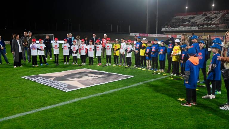 Forlì, in 1.500 per la “Partita del dono” tra Nazionale cantanti e Team Sirotti FOTOGALLERY