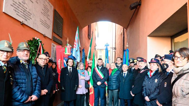 Imola, Giorno della Memoria, il sindaco Panieri: “Grazie alle scuole per il loro contributo” - Gallery
