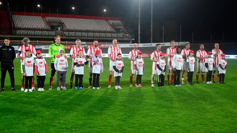 Forlì, in 1.500 per la “Partita del dono” tra Nazionale cantanti e Team Sirotti FOTOGALLERY