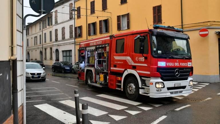 I vigili del fuoco in via Bufalini