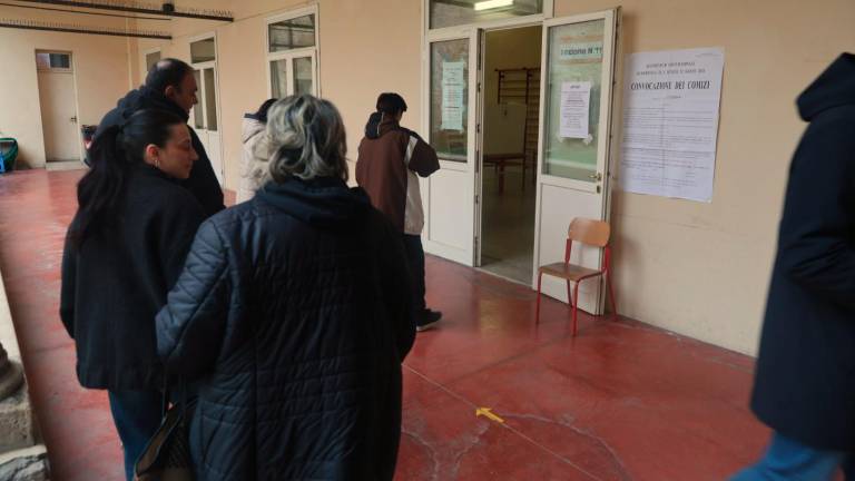 Elettori al voto a Cesena