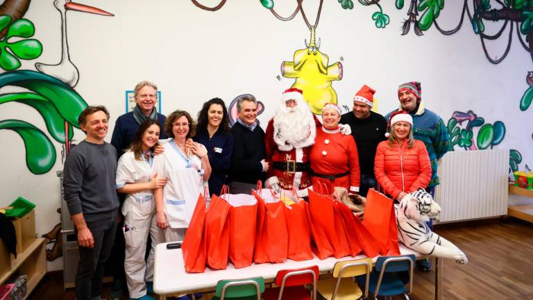 Imola, Babbo Natale torna in trattore per portare i doni ai piccoli ricoverati dell’ospedale FOTOGALLERY MMPH