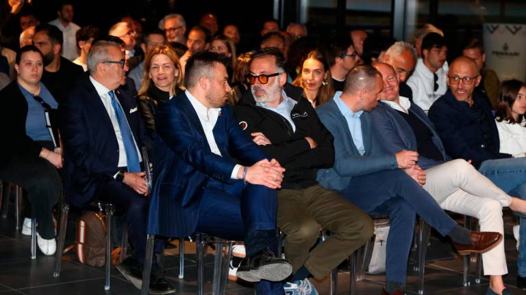 Imola, adrenalina e tecnologia per correre nel nuovo kartodromo di “theway” costruito in 498 giorni VIDEO E FOTOGALLERY