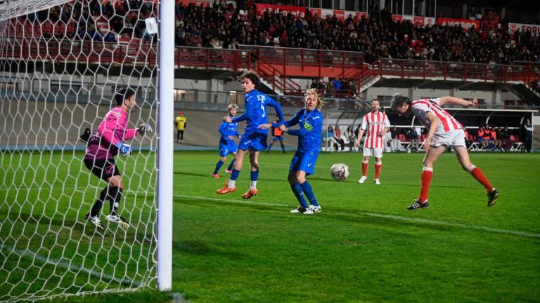 Forlì, in 1.500 per la “Partita del dono” tra Nazionale cantanti e Team Sirotti FOTOGALLERY