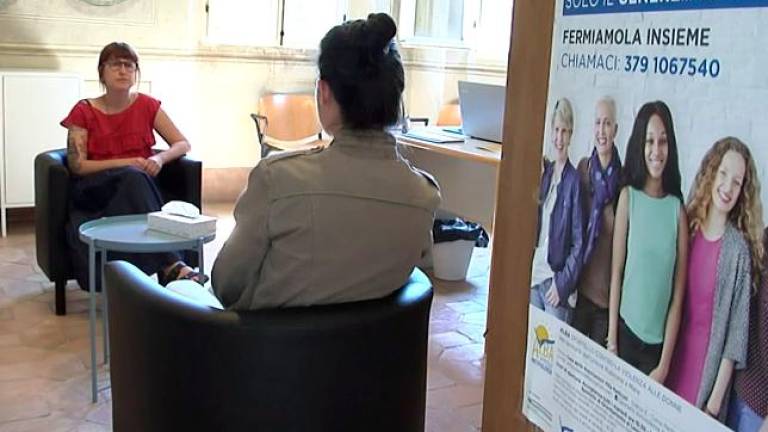 Violenza. Tutte le richieste di aiuto delle donne: due su tre sono italiane, una su tre ha figli