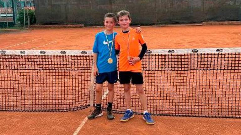 Tennis: Giulia Paladini e Francesco Di Lena vincono l’Under 10 all’Alleanza Sportiva / GALLERY