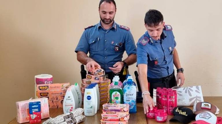 Lugo, furto al supermercato: quattro persone arrestate