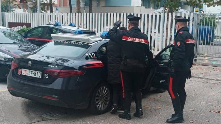 Il provvedimento eseguito dai Carabinieri di Cesenatico