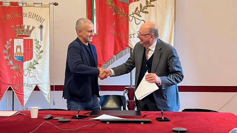 Il sindaco di Rimini Jamil Sadegholvaad e il presidente della Camera di commercio della Romagna Carlo Battistini