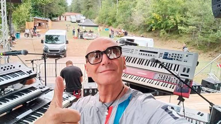 Il ritorno dei Rockets argentati: «Siamo un gruppo rock che usa l’elettronica» / LA PHOTOGALLERY