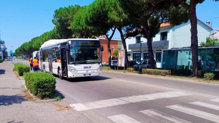 Il mezzo di Start Romagna sostituito per un guasto al una ruota