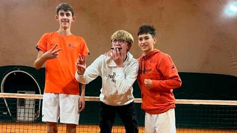 La squadra A del Ct Cesena impegnata nel trofeo Marco Bellenghi