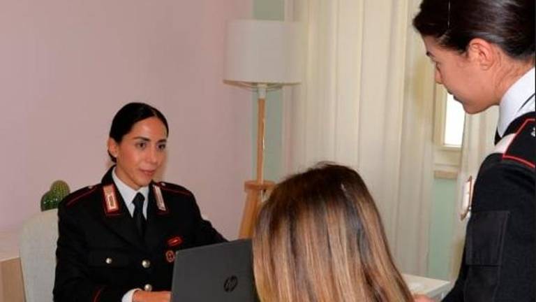 Bertinoro, avvicina la moglie nonostante il divieto: arrestato