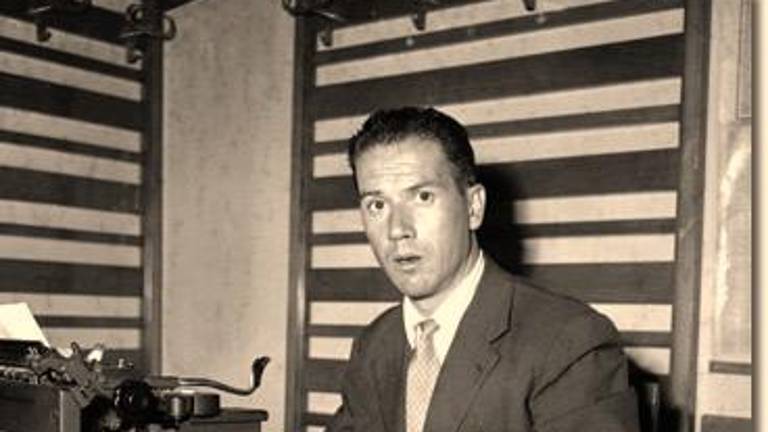 Giuseppe Palmas e a destra i suoi celebri scatti della giovanissima B.B.