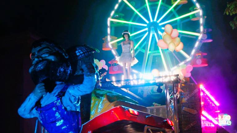 Gambettola, la sfilata in notturna incanta il pubblico e le delegazioni arrivate da altre città