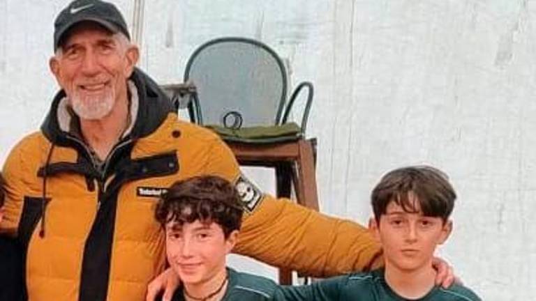 Gli Under 12 del Tc Viserba con il maestro Luca Gasparini