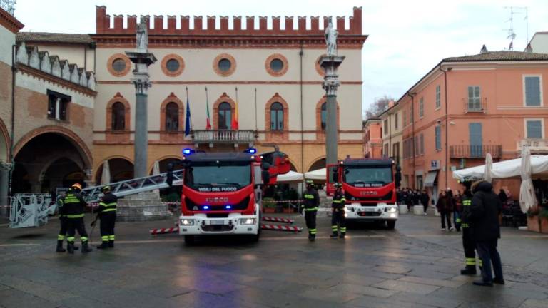 Terremoto a Ravenna, danneggiata la statua di Sant’Apollinare VIDEOGALLERY